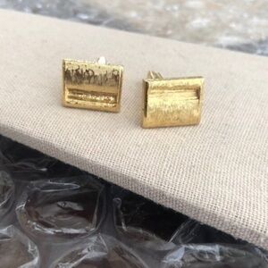 Vintage Gold Tone Cufflinks
